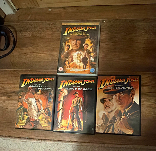 Indiana jones film dvd box - indiana,